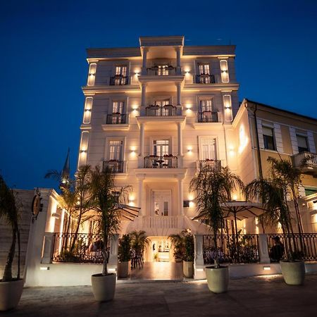 Art Gallery Boutique Hotel Дуррес Екстер'єр фото