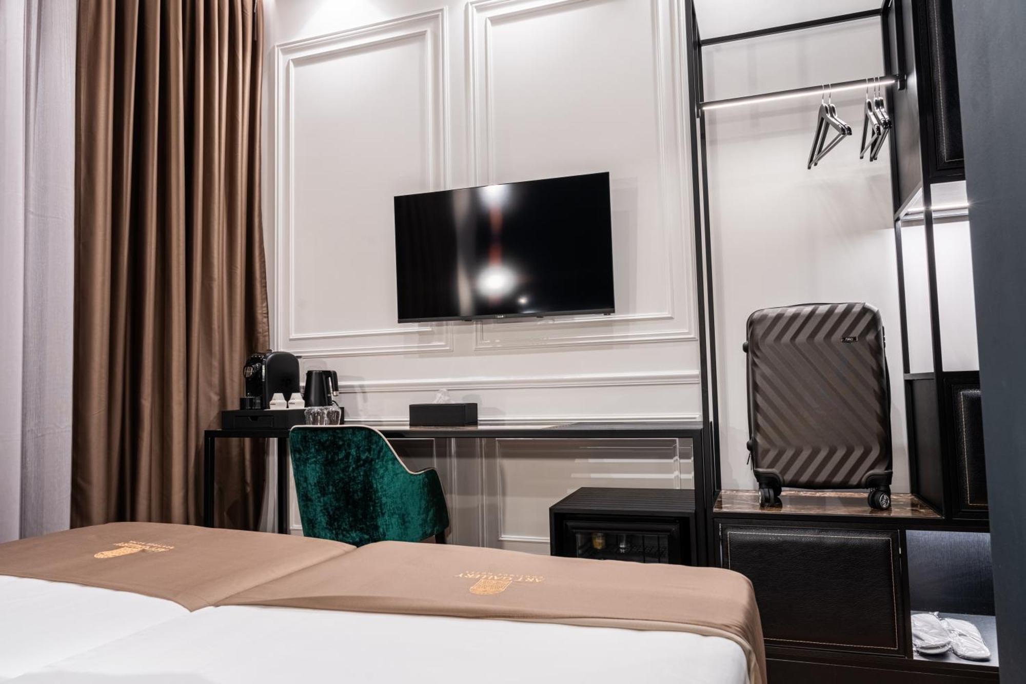 Art Gallery Boutique Hotel Дуррес Екстер'єр фото