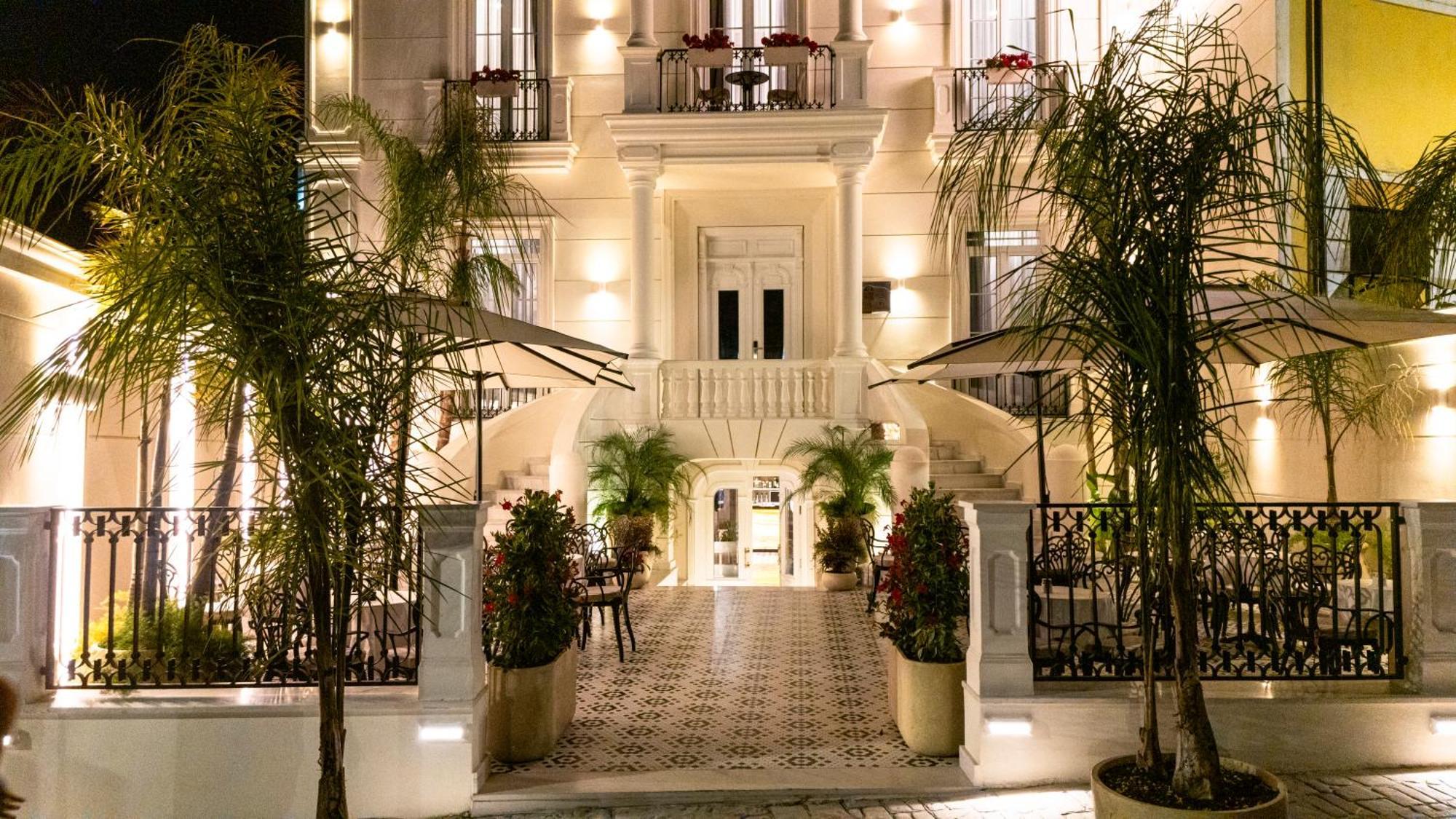 Art Gallery Boutique Hotel Дуррес Екстер'єр фото