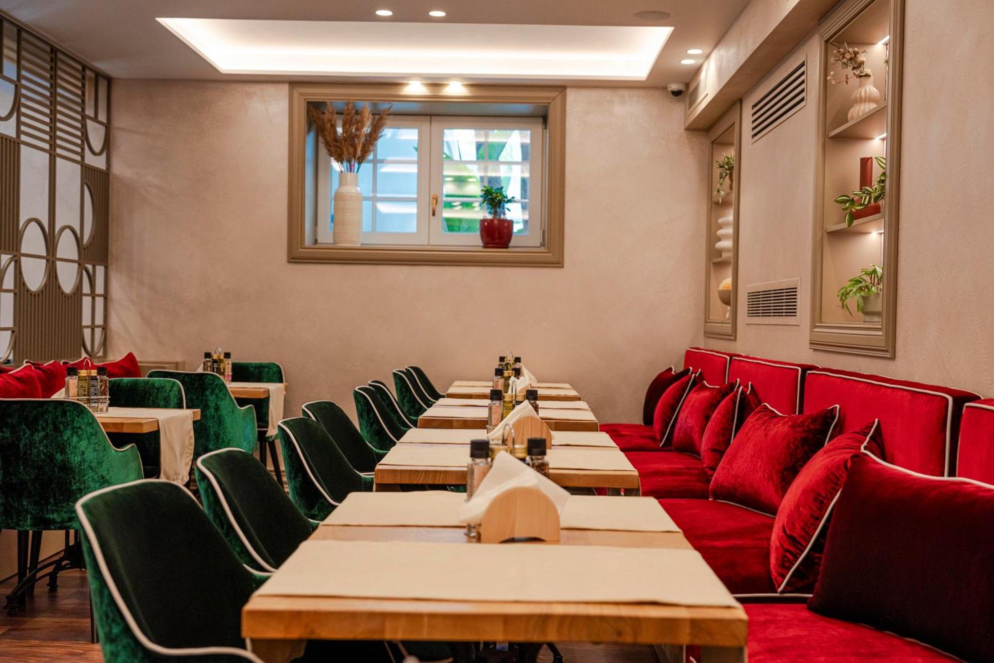 Art Gallery Boutique Hotel Дуррес Екстер'єр фото