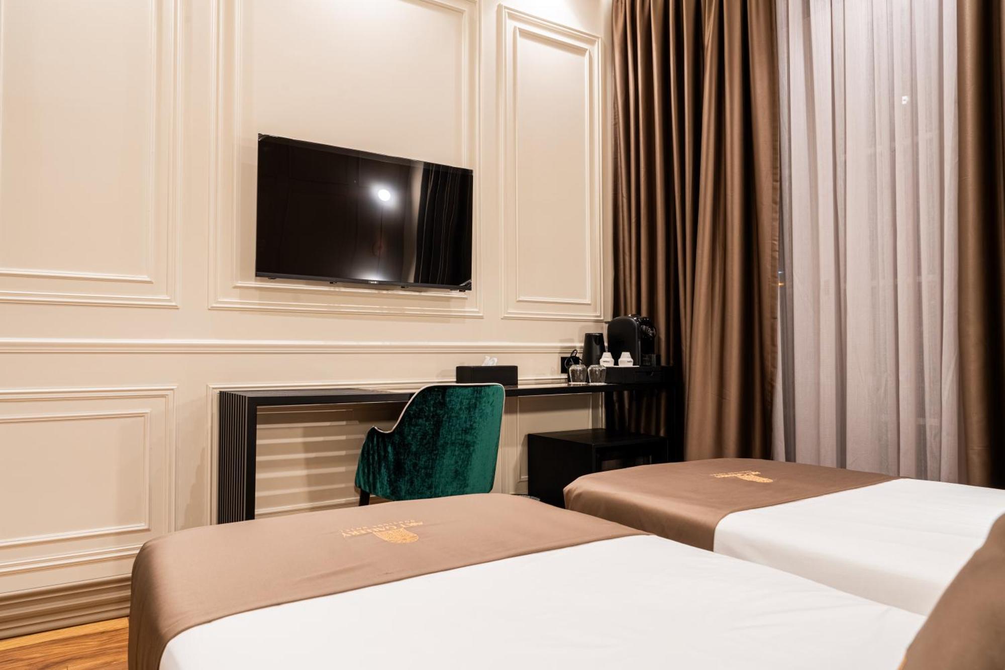 Art Gallery Boutique Hotel Дуррес Екстер'єр фото