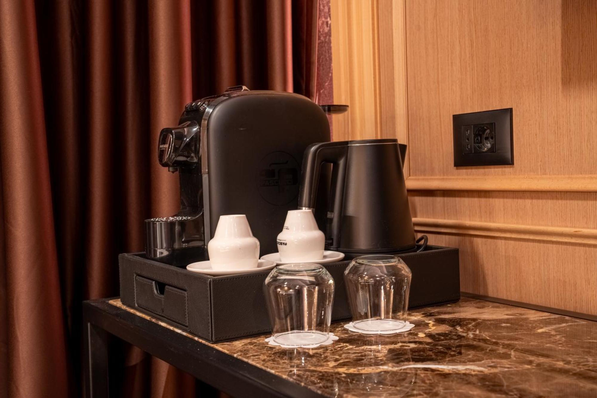 Art Gallery Boutique Hotel Дуррес Екстер'єр фото